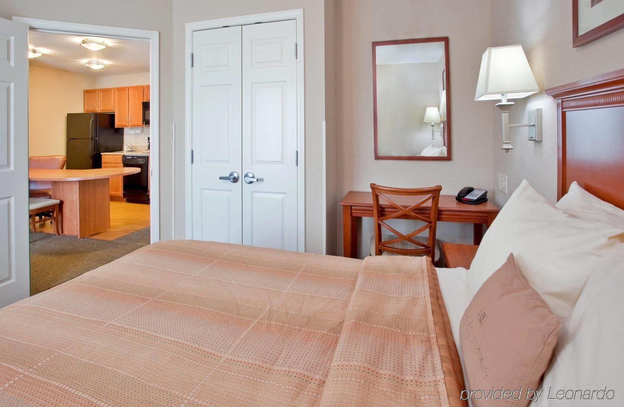 Candlewood Suites Kansas City Airport Quarto foto