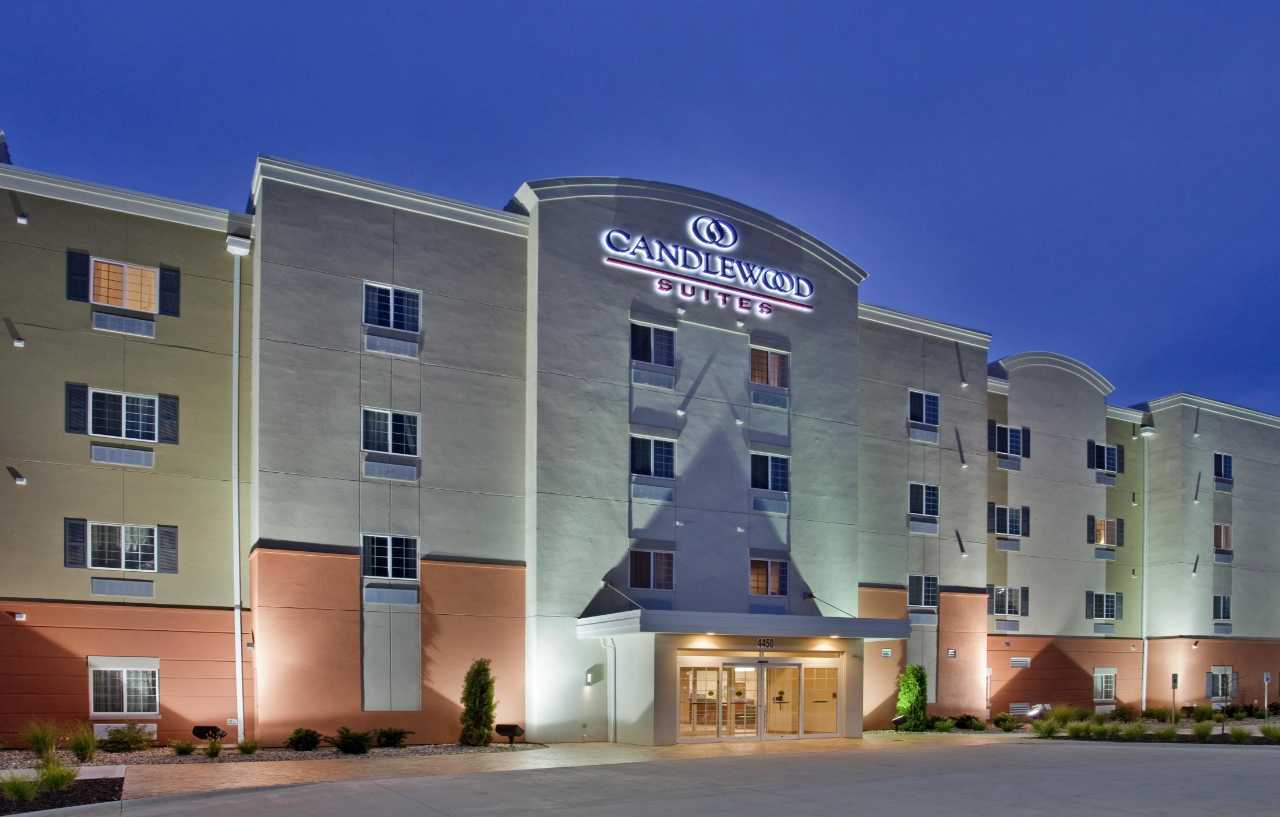 Candlewood Suites Kansas City Airport Exterior foto